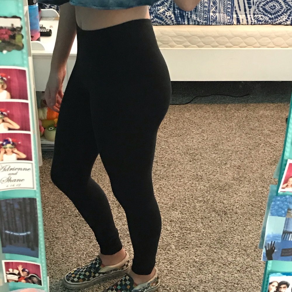 Cute black leggings